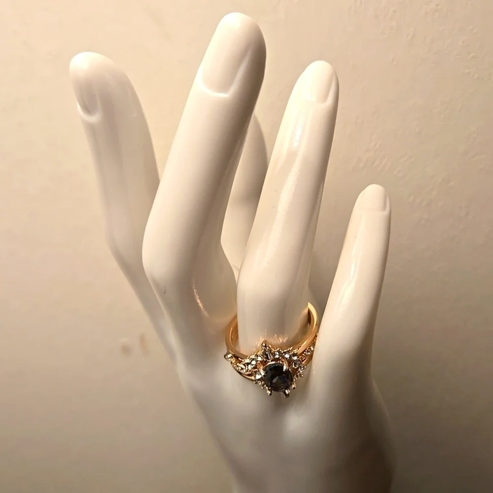 3Pcs Sunflower Shaped Vintage Style Ring Set Hypoallergenic, Nickel-free Size 8